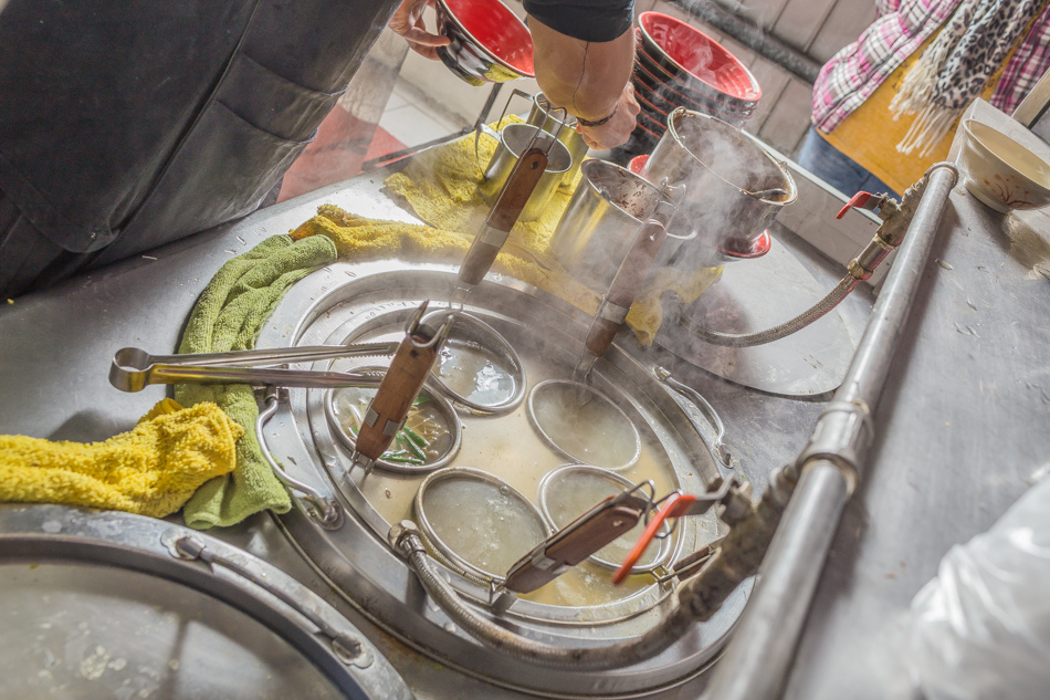 屏東美食 - 阿群麵館 / 肉臊飯 / 滷肉飯 / 黑白切 屏東美食 - 阿群麵館 / 肉臊飯 / 滷肉飯 / 黑白切