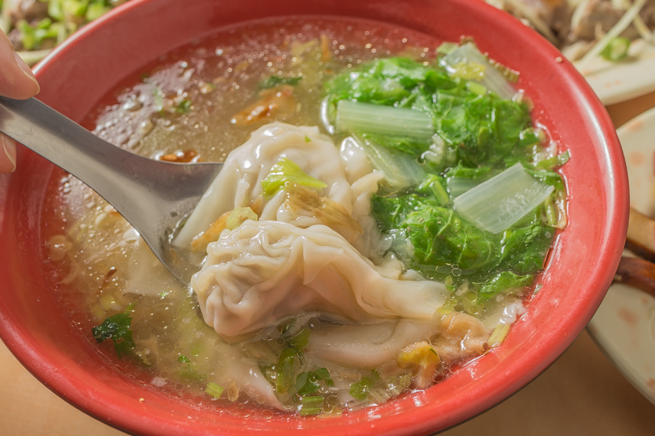 屏東美食 - 阿群麵館 / 肉臊飯 / 滷肉飯 / 黑白切