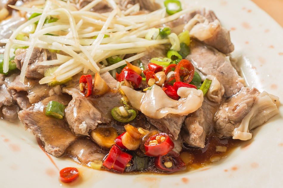 屏東美食 - 阿群麵館 / 肉臊飯 / 滷肉飯 / 黑白切 屏東美食 - 阿群麵館 / 肉臊飯 / 滷肉飯 / 黑白切