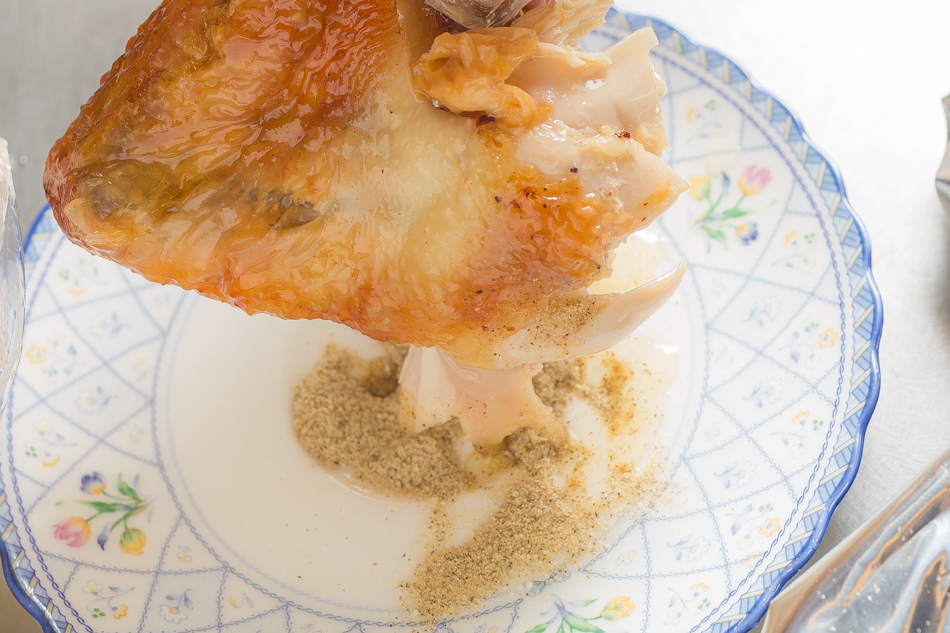 高雄美食 - 鄰舍現烤桶仔雞 高雄美食 - 鄰舍現烤桶仔雞