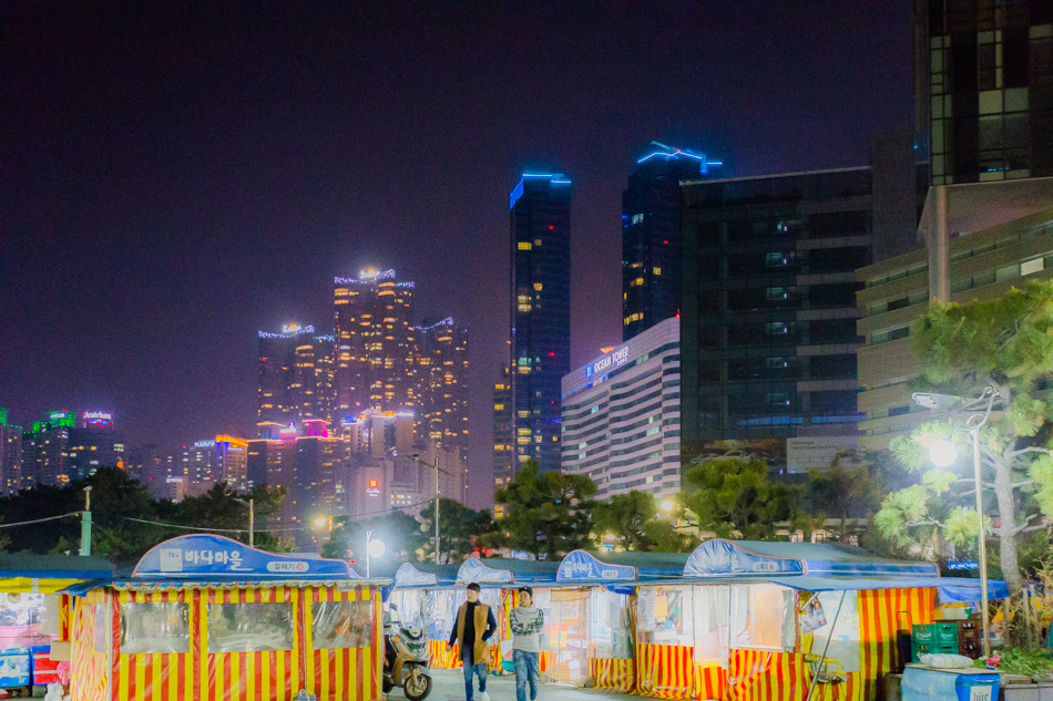 2016韓國五天四夜自由行 - 坐地鐵遊釜山之海雲台站 x 布帳馬車/大排檔/活章魚