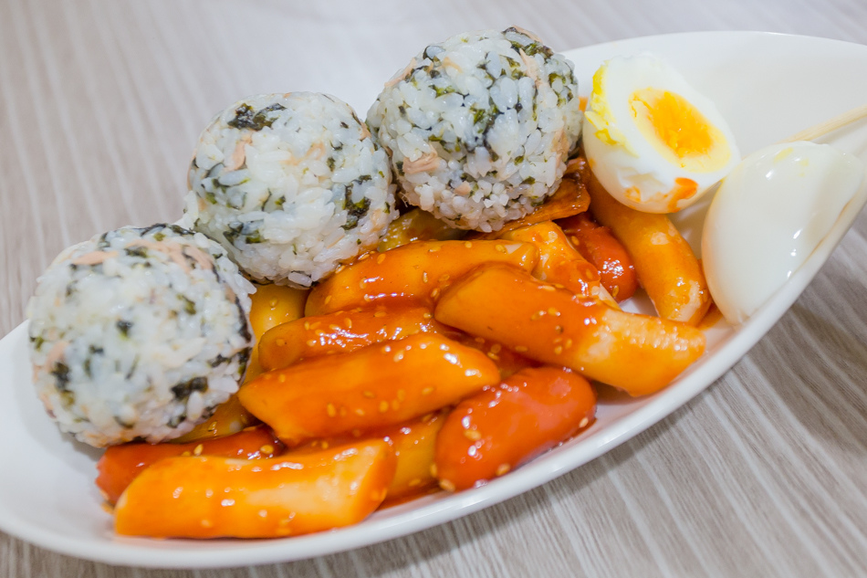 釜山女孩的Moodo topokki 辣煎年糕 釜山女孩的Moodo topokki 辣煎年糕