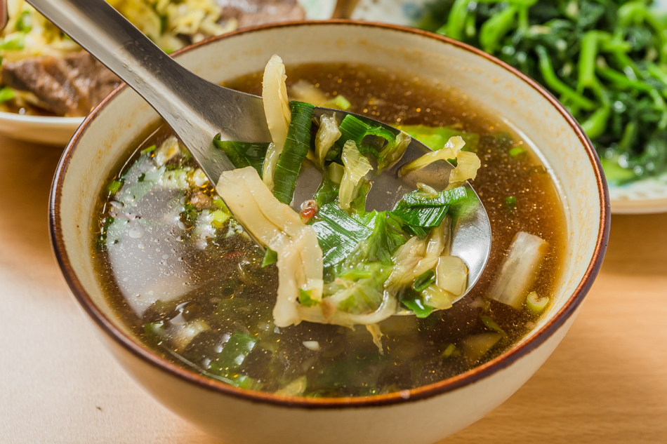 高雄美食 - 鳳山老地方牛肉麵