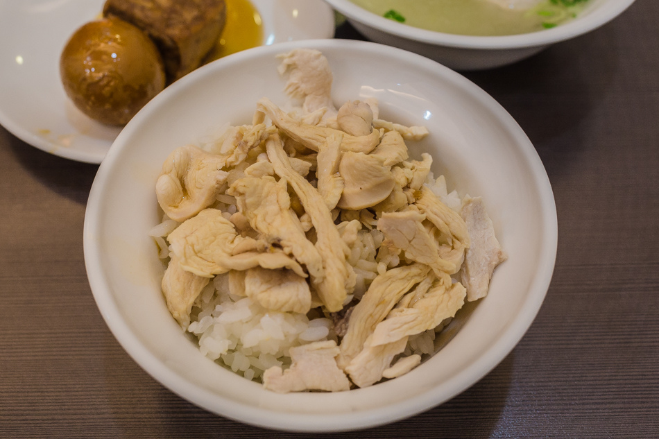 高雄美食 - 可口雞肉飯