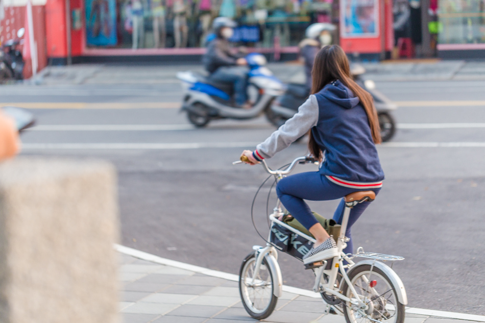屏東美食 - 鄰舍現烤桶仔雞/屏東千禧公園 屏東美食 - 鄰舍現烤桶仔雞/屏東千禧公園