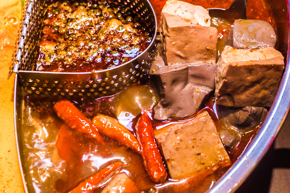 高雄美食 - 川堂紅預約制麻辣火鍋/生態園區美食 高雄美食 - 川堂紅預約制麻辣火鍋/生態園區美食