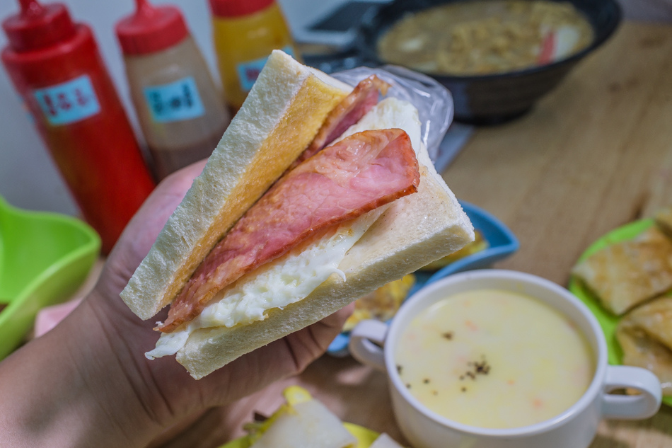 高雄美食 - 楠梓美食 - 咕嚕叫土司