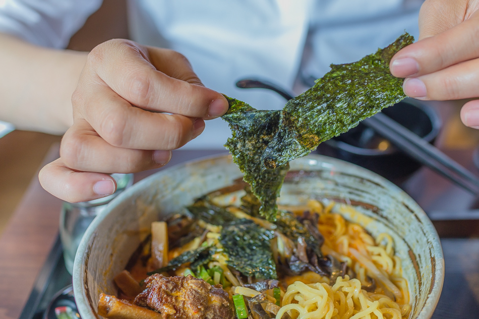 高雄美食 - 鬼川拉麵林森店 高雄美食 - 鬼川拉麵林森店