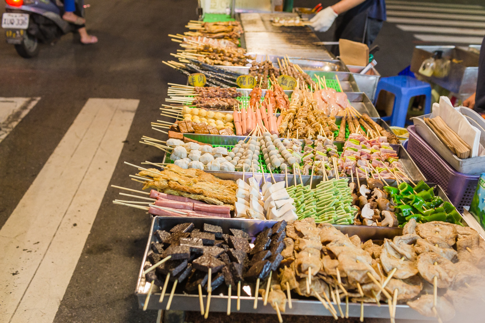 高雄美食 - 草衙德昌夜市星期四限定