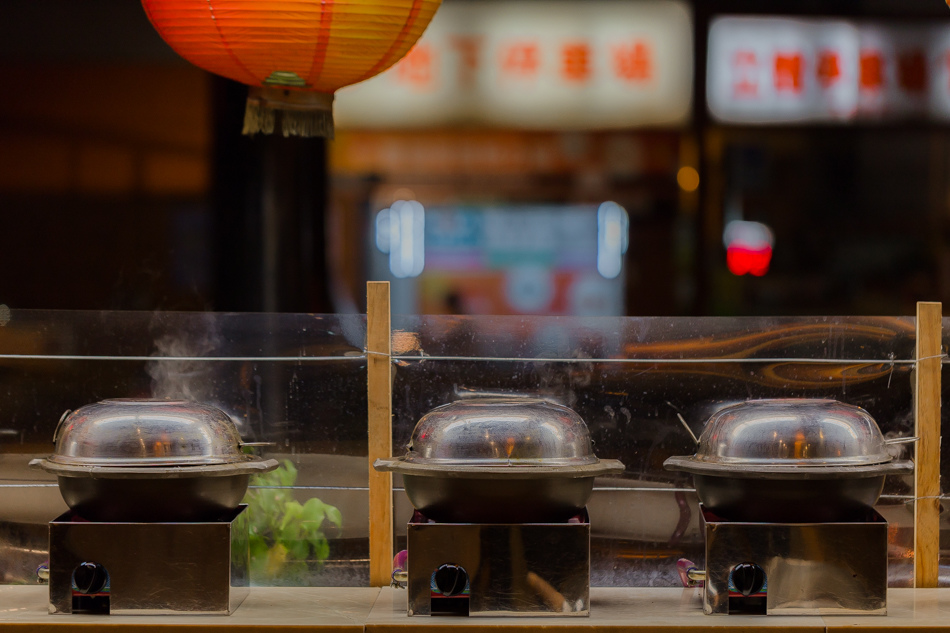 高雄美食 - 鳳山美食152番地 燒烤日本料理祖傳燜鴨澎湖芋香米粉