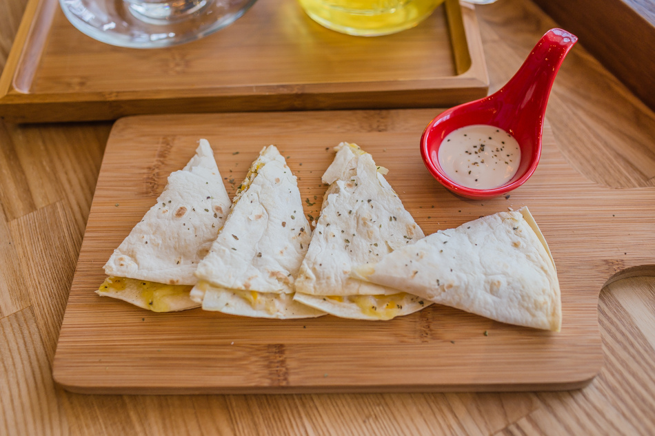 小酌 FEWdrink x ELAV愛拉芙獨立精釀 小酌 FEWdrink x ELAV愛拉芙獨立精釀