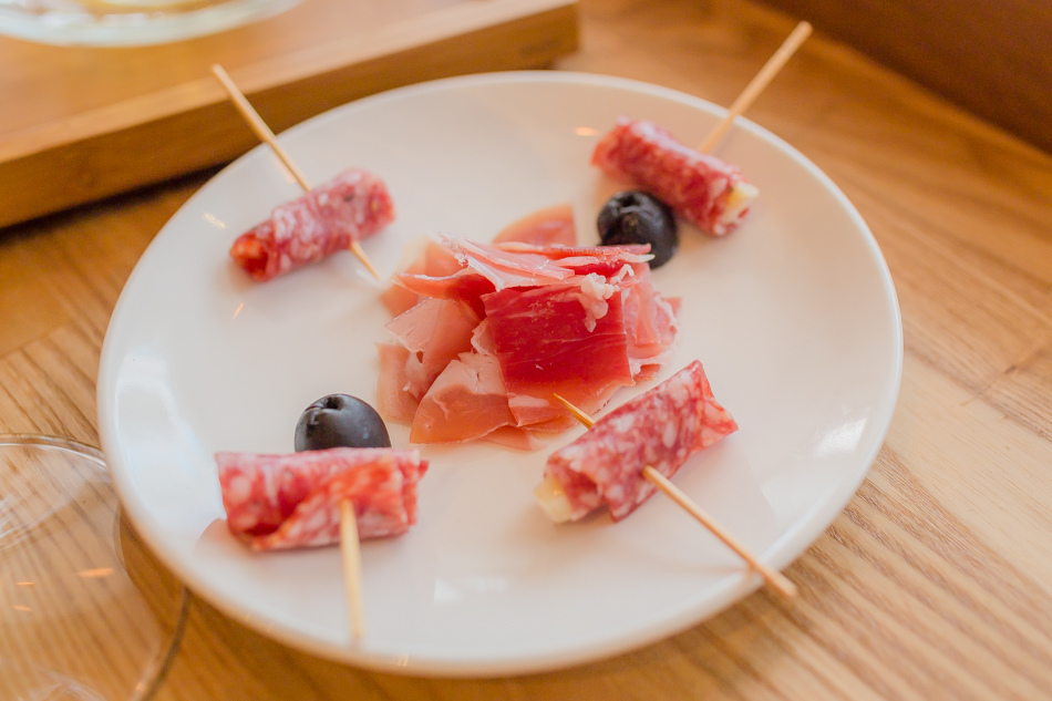 小酌 FEWdrink x ELAV愛拉芙獨立精釀 小酌 FEWdrink x ELAV愛拉芙獨立精釀