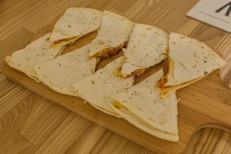 小酌 FEWdrink x ELAV愛拉芙獨立精釀 小酌 FEWdrink x ELAV愛拉芙獨立精釀