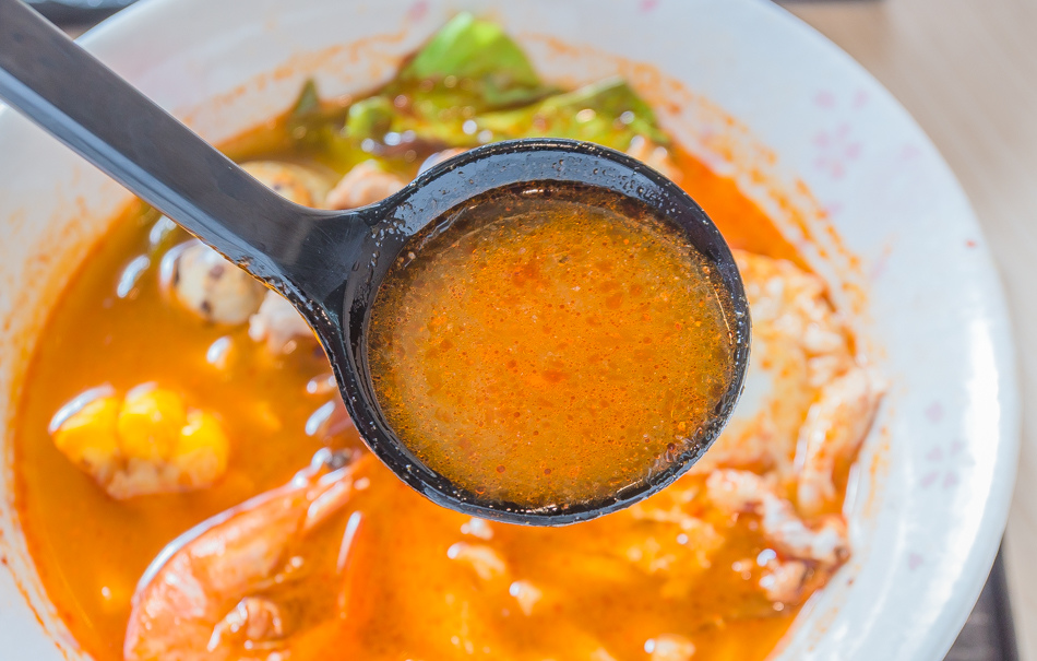 高雄美食 - 鐵雄食堂 / 鍋燒意麵 | 酸辣粉 高雄美食 - 鐵雄食堂 / 鍋燒意麵 | 酸辣粉