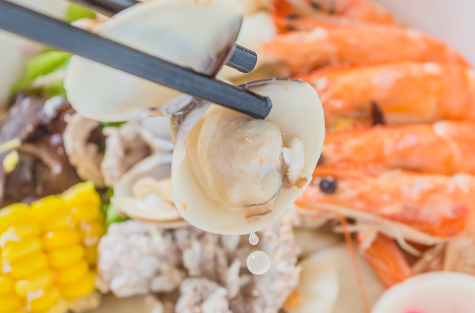 高雄美食 - 鐵雄食堂 / 鍋燒意麵 | 酸辣粉 高雄美食 - 鐵雄食堂 / 鍋燒意麵 | 酸辣粉