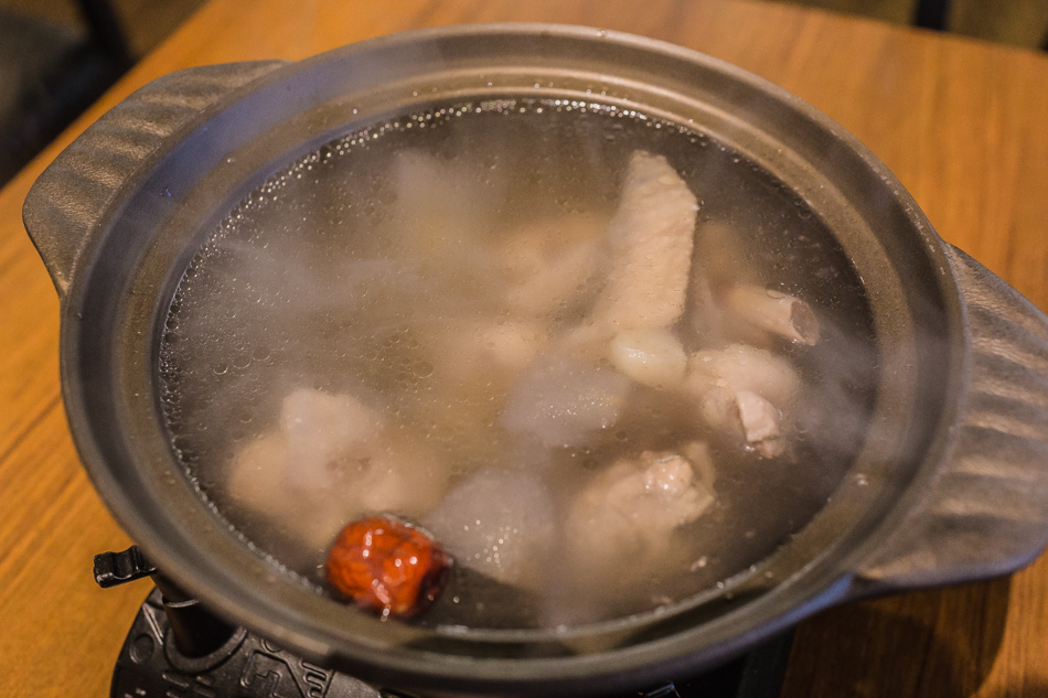 御膳房迷你土雞鍋 御膳房迷你土雞鍋