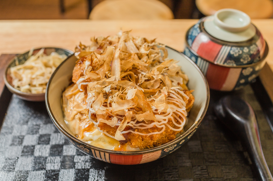 楠梓美食丼食堂