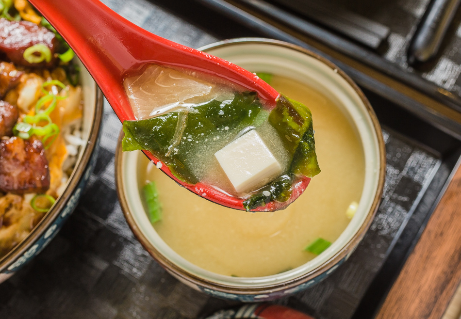 楠梓美食丼食堂