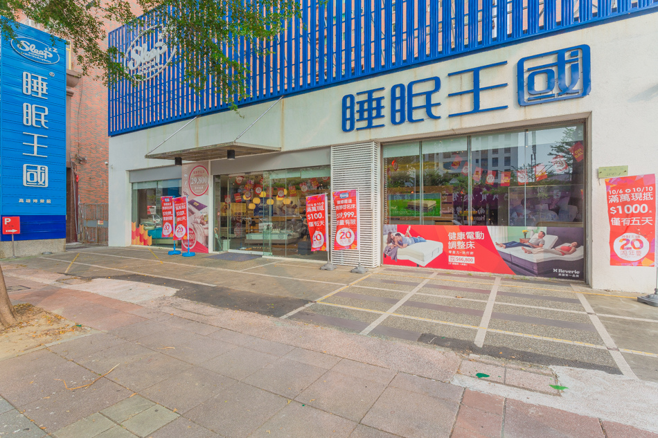 IMG_6832.jpg IMG_6832.jpg