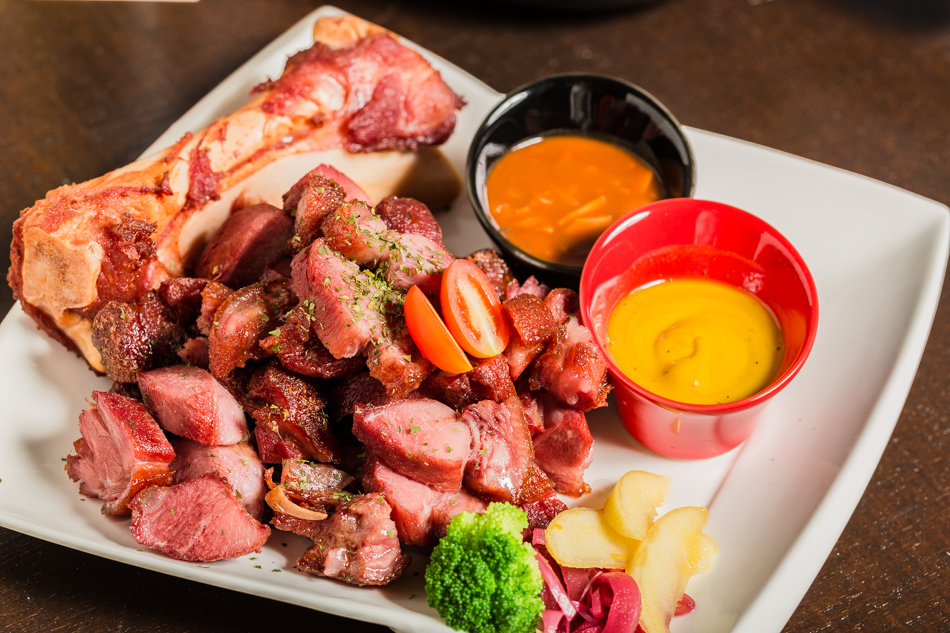 高雄美食 - Pipe Bistro水管餐酒館 高雄美食 - Pipe Bistro水管餐酒館