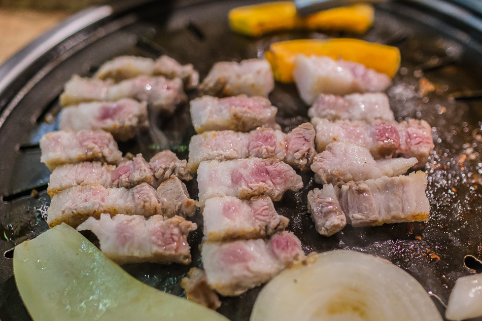 鼓山區美食讚呀正宗韓式烤肉