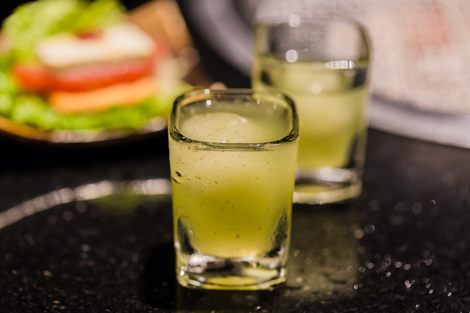 碳佐麻里吃宵夜 碳佐麻里吃宵夜