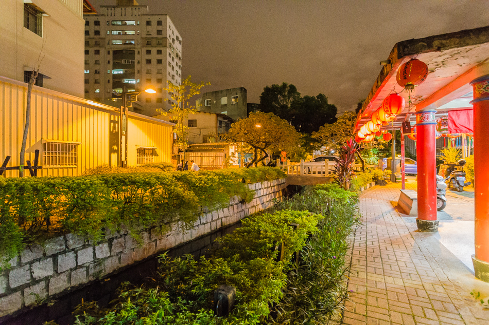 鳳山中華觀光夜市貞香小吃店