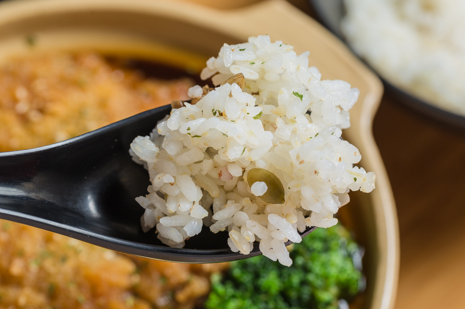五目坊蛋包飯捷運巨蛋新庄仔店 五目坊蛋包飯捷運巨蛋新庄仔店