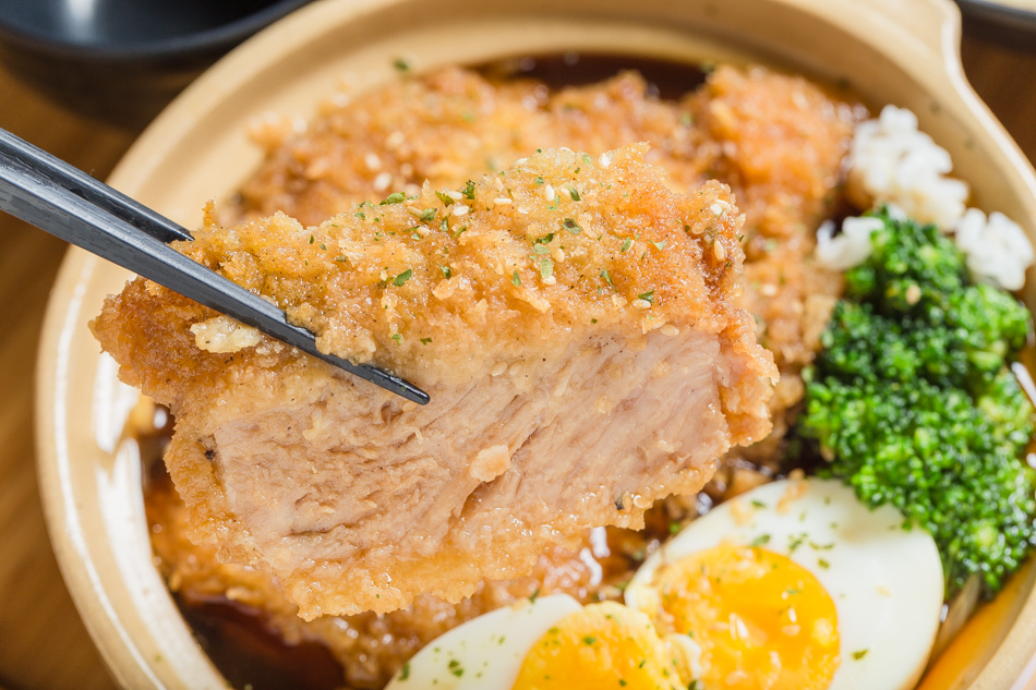 五目坊蛋包飯捷運巨蛋新庄仔店 五目坊蛋包飯捷運巨蛋新庄仔店