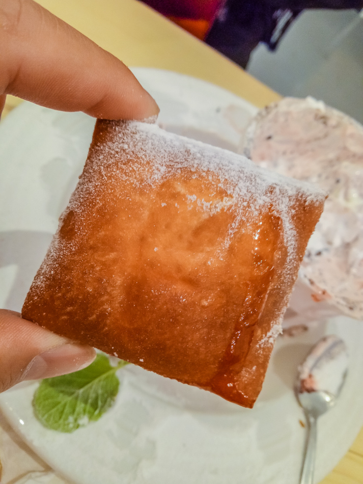 bitch小姐 - 泰式打拋豬 bitch小姐 - 泰式打拋豬