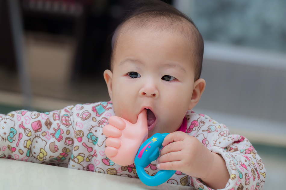 【日本People】寶寶的飯匙咬舔玩具 【日本People】寶寶的飯匙咬舔玩具