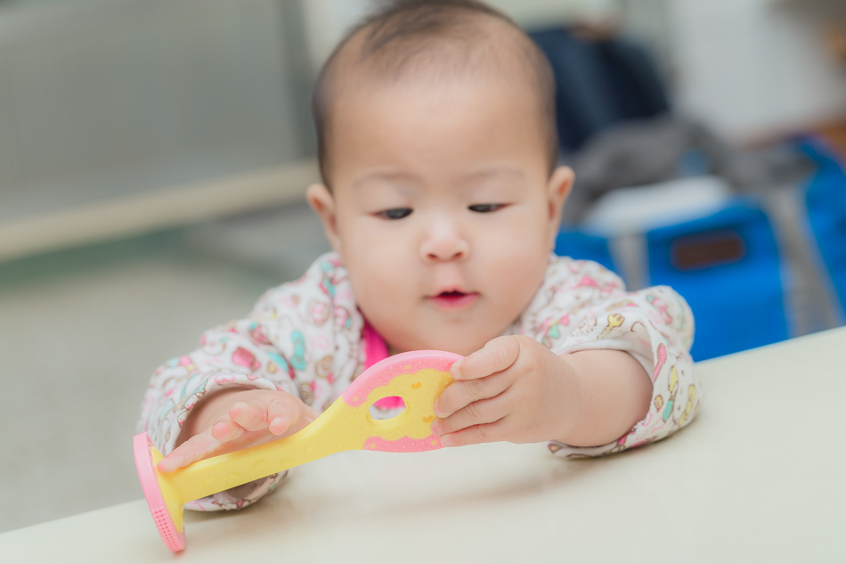 【日本People】寶寶的飯匙咬舔玩具 【日本People】寶寶的飯匙咬舔玩具