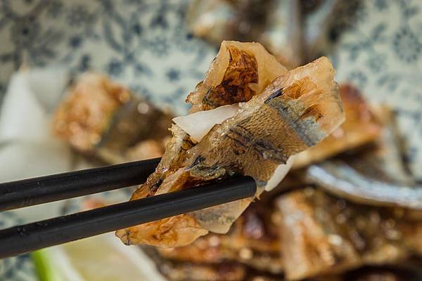 高雄美食 - 里賀居酒食堂