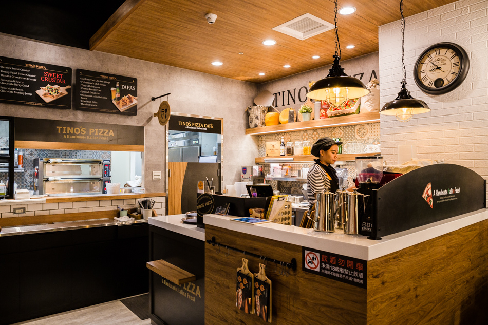 Tino's Pizza Cafe 堤諾義式比薩高雄河堤店