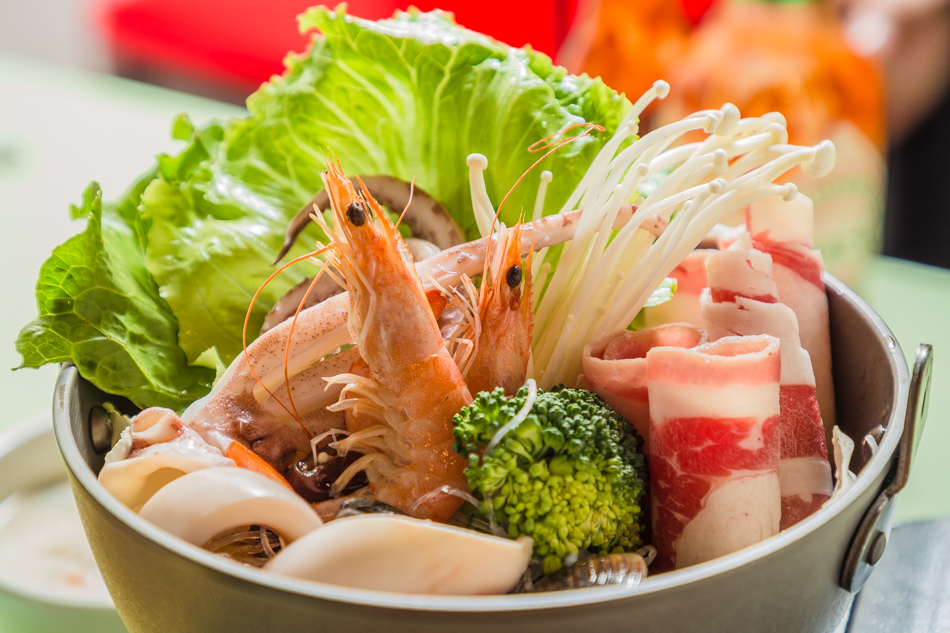 品味屋 - 高雄火車站美食 - 平價義大利麵/燉飯/火鍋 品味屋 - 高雄火車站美食 - 平價義大利麵/燉飯/火鍋