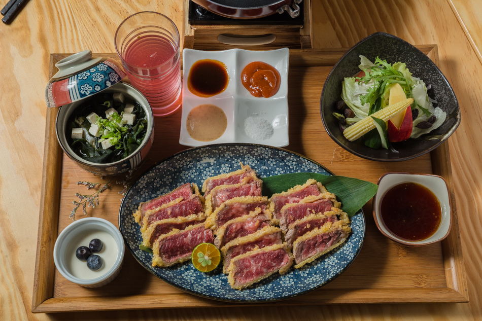 里賀居酒屋 里賀居酒屋