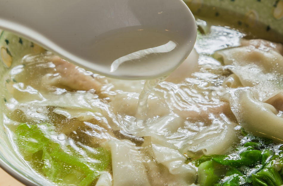 高雄美食 - 菜市仔嫲汾陽餛飩麵 高雄美食 - 菜市仔嫲汾陽餛飩麵