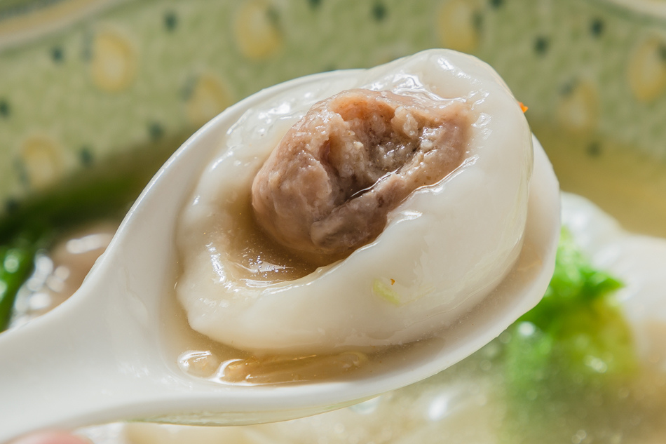 高雄美食 - 菜市仔嫲汾陽餛飩麵 高雄美食 - 菜市仔嫲汾陽餛飩麵