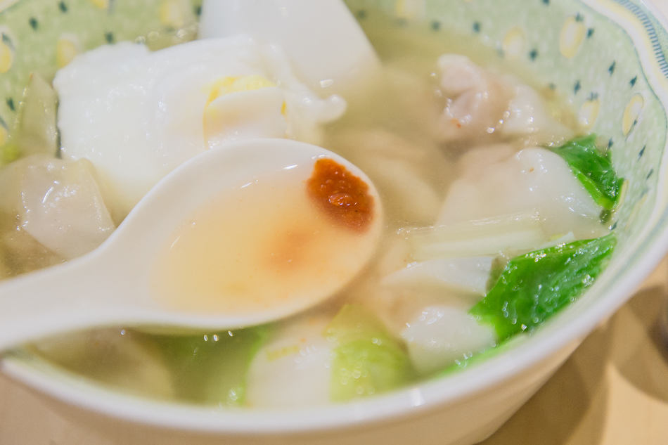 高雄美食 - 菜市仔嫲汾陽餛飩麵 高雄美食 - 菜市仔嫲汾陽餛飩麵