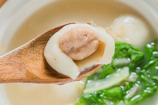 高雄美食 - 菜市仔嫲汾陽餛飩麵