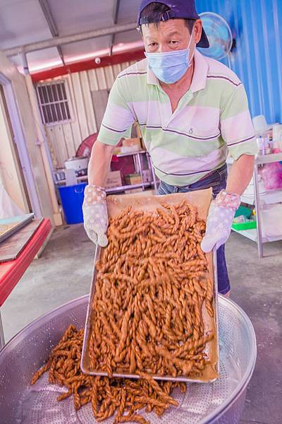 小琉球美食 - 秀月手工麻花捲