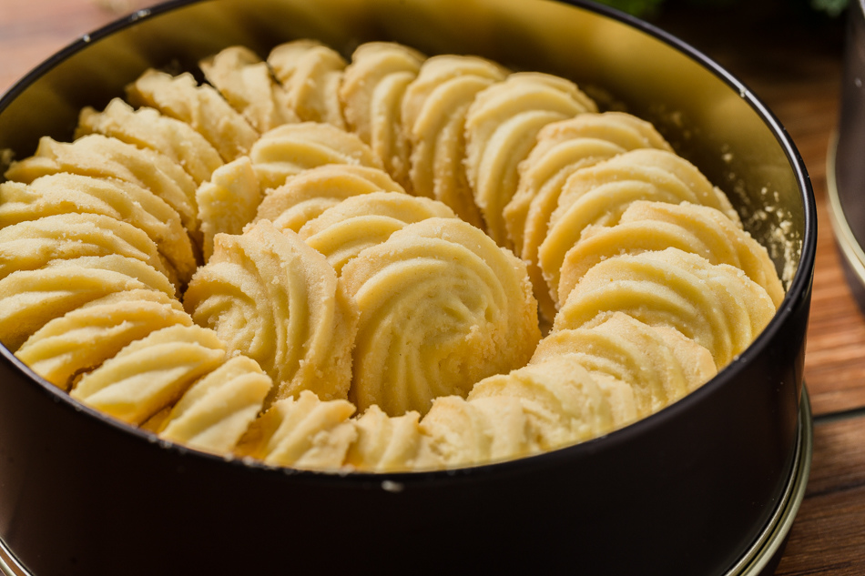 伊莎貝爾馬來貘聯名超可愛鐵盒 伊莎貝爾馬來貘聯名超可愛鐵盒