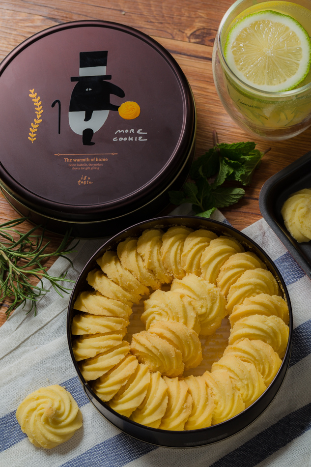 伊莎貝爾馬來貘聯名超可愛鐵盒 伊莎貝爾馬來貘聯名超可愛鐵盒