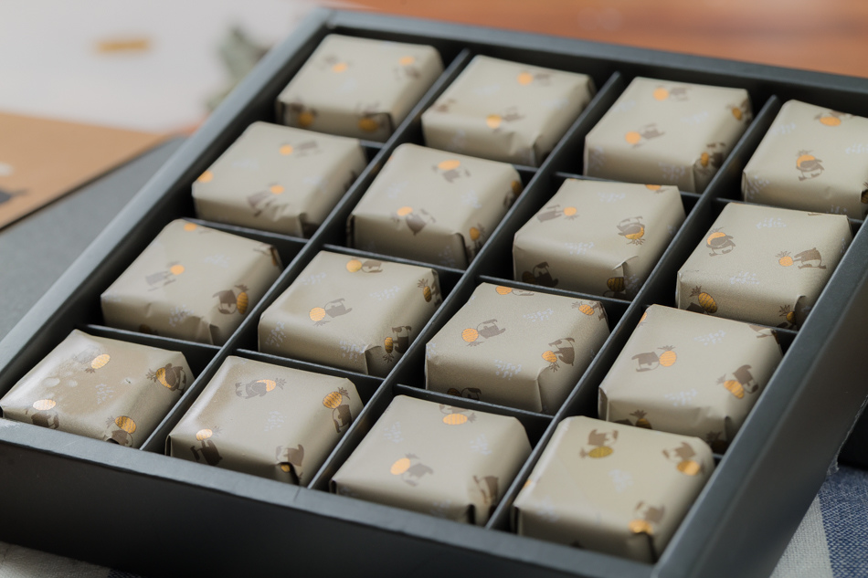 伊莎貝爾馬來貘聯名超可愛鐵盒 伊莎貝爾馬來貘聯名超可愛鐵盒