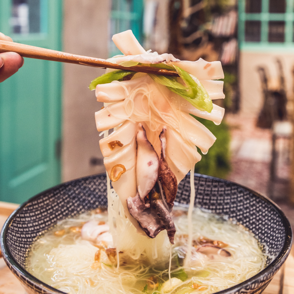 IMG_1335-2.jpg IMG_1335-2.jpg