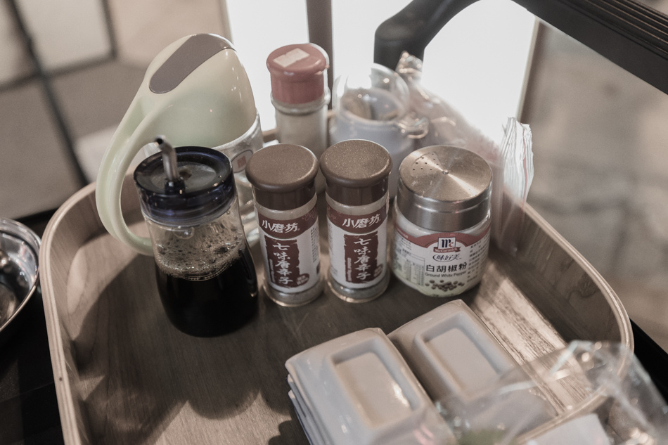 鹽埕美食 - 澎味小卷麵線 鹽埕美食 - 澎味小卷麵線