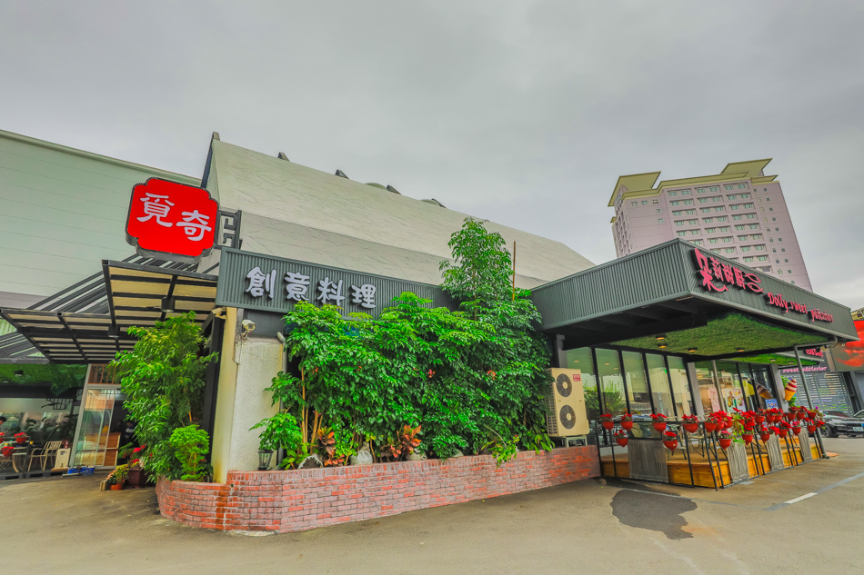 175A2761.jpg 175A2761.jpg