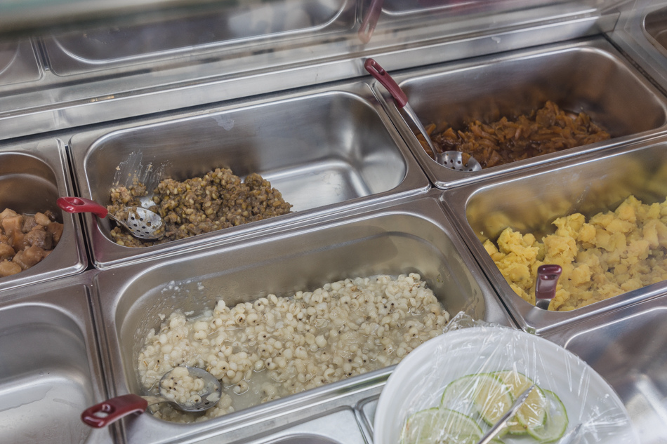 175A0755.jpg 泉捌月各式甜品陳列,呈現多樣化冰品選項