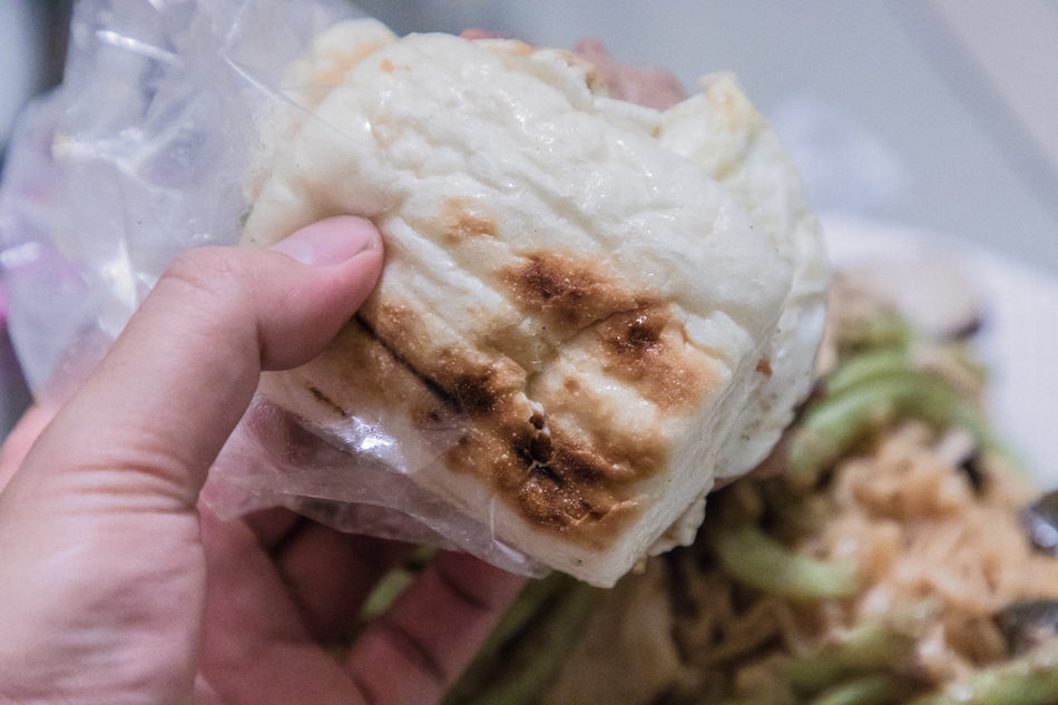 東港宵夜 佳吉飲料店烤饅頭 東港宵夜 佳吉飲料店烤饅頭