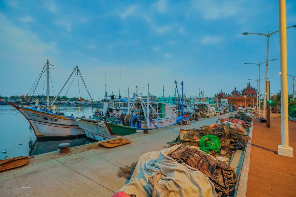 蚵仔寮魚貨直銷中心 x 現買現吃代客燒烤 - 第2張圖